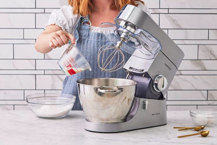 Kenwood KMC011 5 Quart Chef Titanium Kitchen Machine