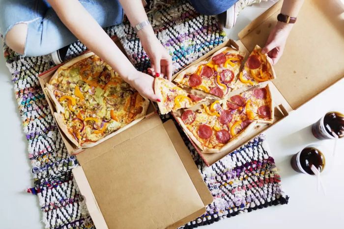 Takeout and Delivery Food