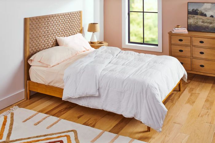 Egyptian Bedding Goose Down Feather Comforter Review