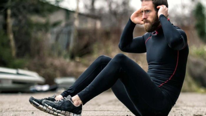 Can Sit-Ups Negatively Affect Your Spine?
