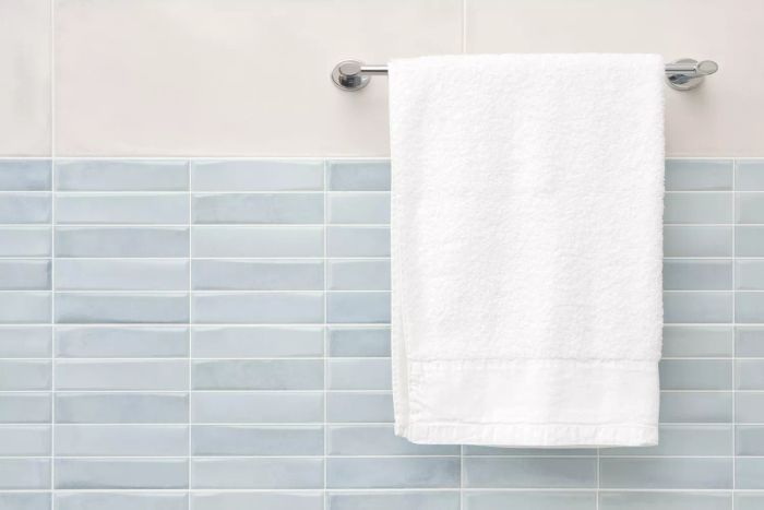 buy-on-sale-towels-GettyImages-1366948767