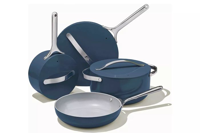 This Caraway Ceramic Cookware Set offers a practical and eco-friendly solution for all your cooking needs.