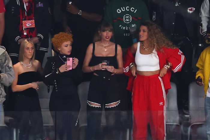 Taylor Swift Super Bowl Outfit