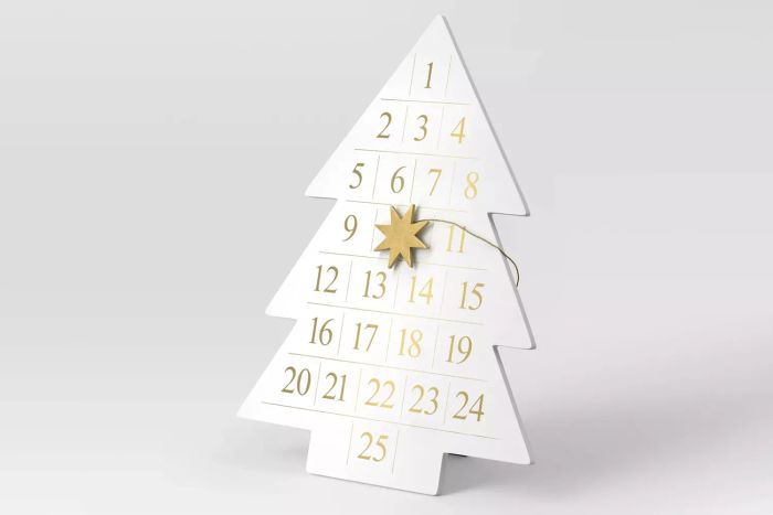 Wondershop Wooden Tree Christmas Advent Calendar