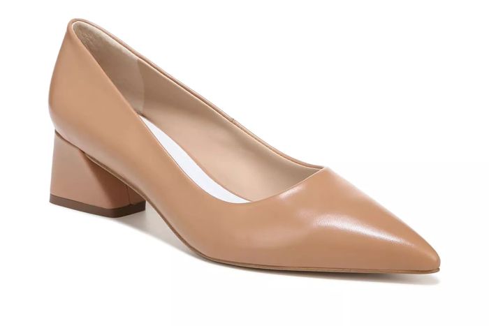 Franco Sarto Women's Racer Pump combines modern fashion with classic comfort, delivering a chic and versatile look perfect for any occasion.