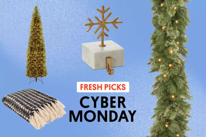 The 20 best holiday decor deals on faux trees, throw blankets, and more—prices starting at $17.