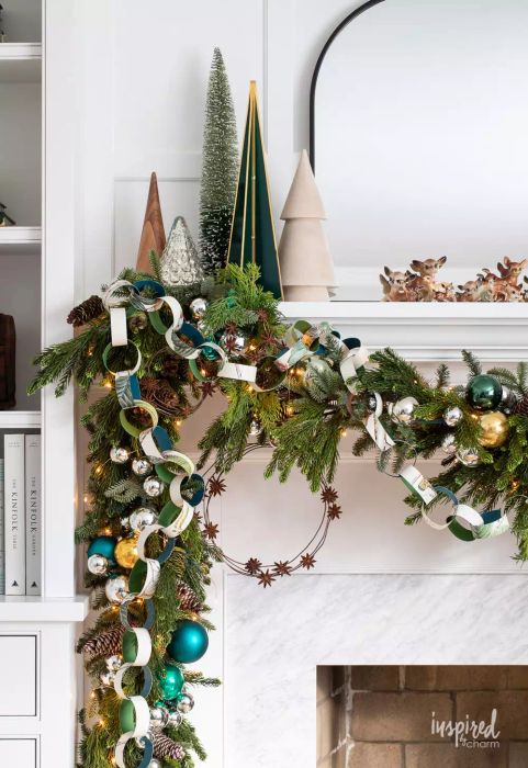 Paper-Chain Mantel Styling