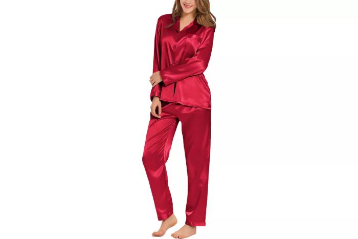 SWOMOG Long Sleeve Pajamas Set, Silk Satin Sleepwear, Button-Down Pjs with Pockets