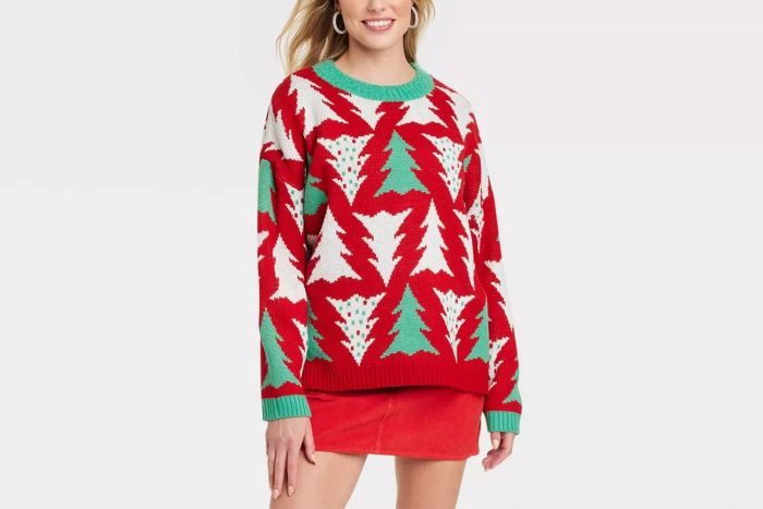 Target 33 Degrees Women's Christmas Tree Graphic Sweater with Festive Print