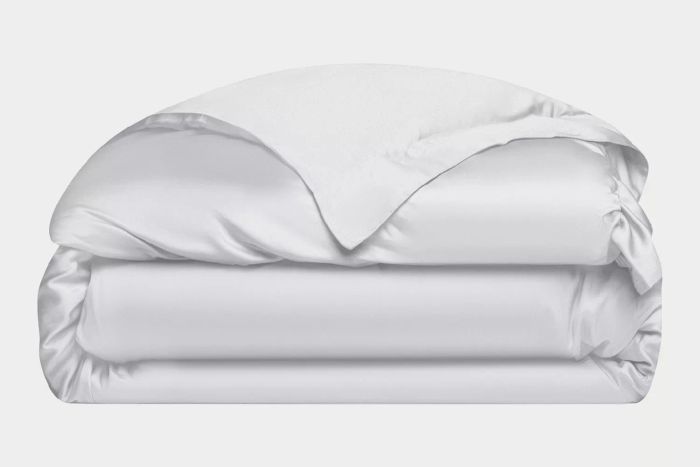 Cozy Earth's Bamboo Duvet Cover offers the perfect blend of comfort and eco-friendliness, making it an ideal choice for those seeking luxury with a sustainable twist.
