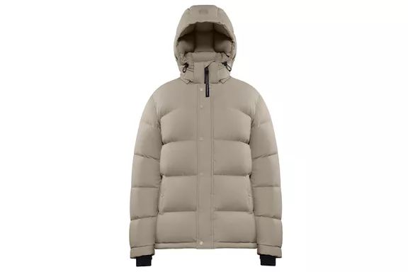 aritzia-the-superworld-super-puff