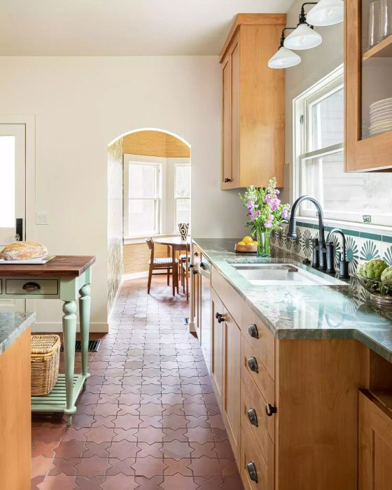 Retro-inspired kitchen