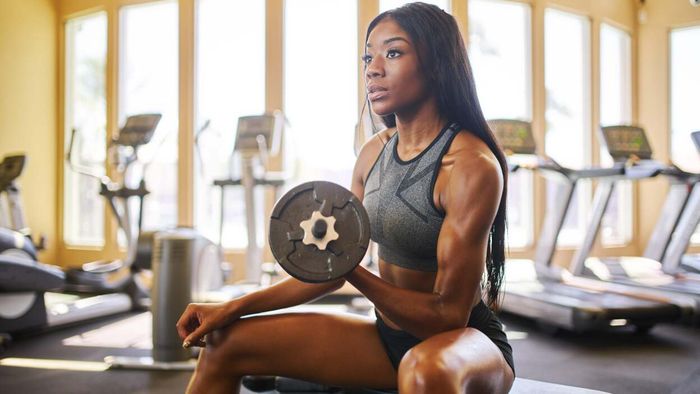 Is holding your breath while lifting weights actually harmful?