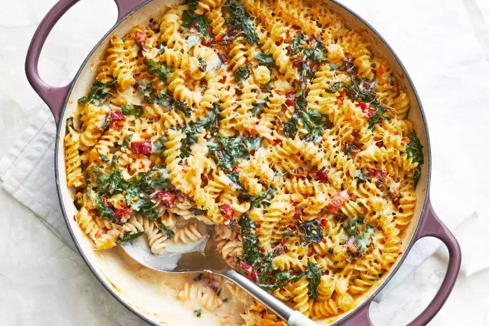 0522DIN-baked-mac-and-cheese-recipes