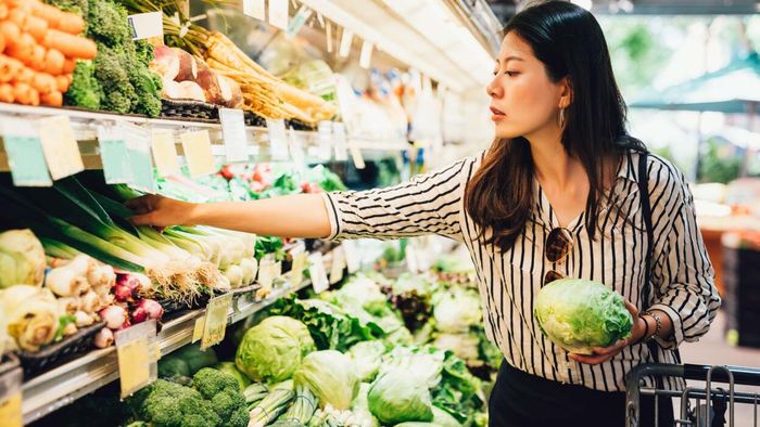 How to Improve Your Diet Without Having to Count Every Calorie