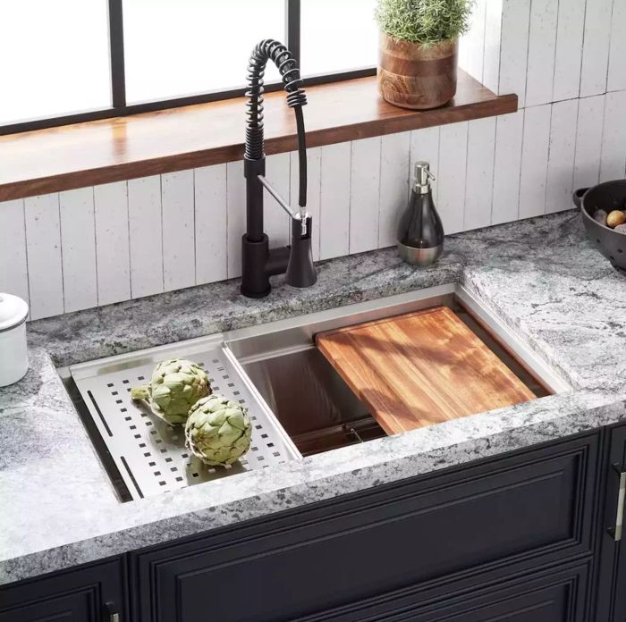 Workstation sink