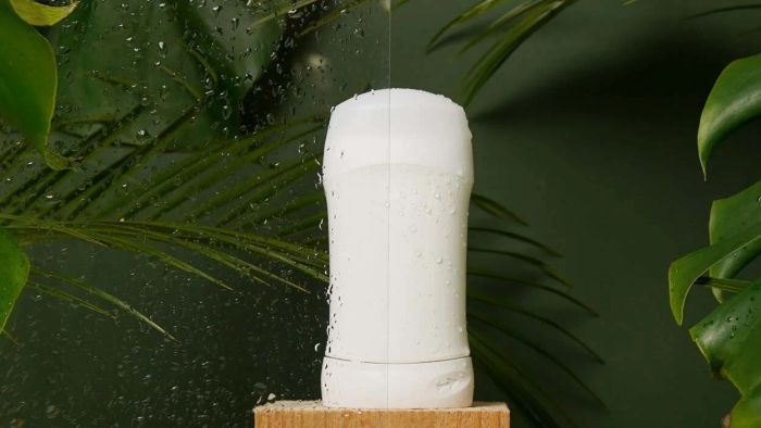 Antiperspirant and Deodorant: Key Differences and How to Decide Which One Suits You