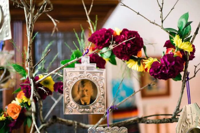 DIY Mexican Tin Picture Frame Photo Ornament
