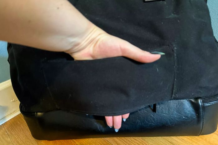 Beis The Weekender featuring suitcase pocket
