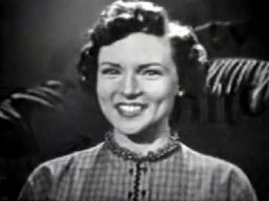 Betty White on The Betty White Show in 1954 (2)
