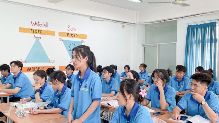 Cao đẳng Công nghệ Thông tin TP.HCM nằm trong top các trường cao đẳng đào tạo lập trình chất lượng
