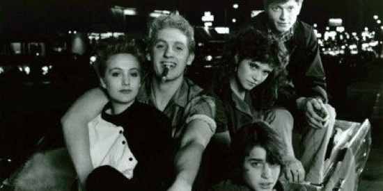 Wild-Life-The-Lea-Thompson-Jenny-Wright-200