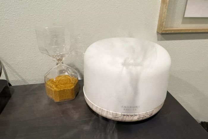 Asakuki Rock Essential Oil Diffuser releasing a gentle mist