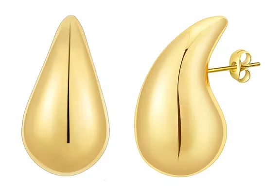 Apsvo Chunky Gold Hoop Earrings on Amazon