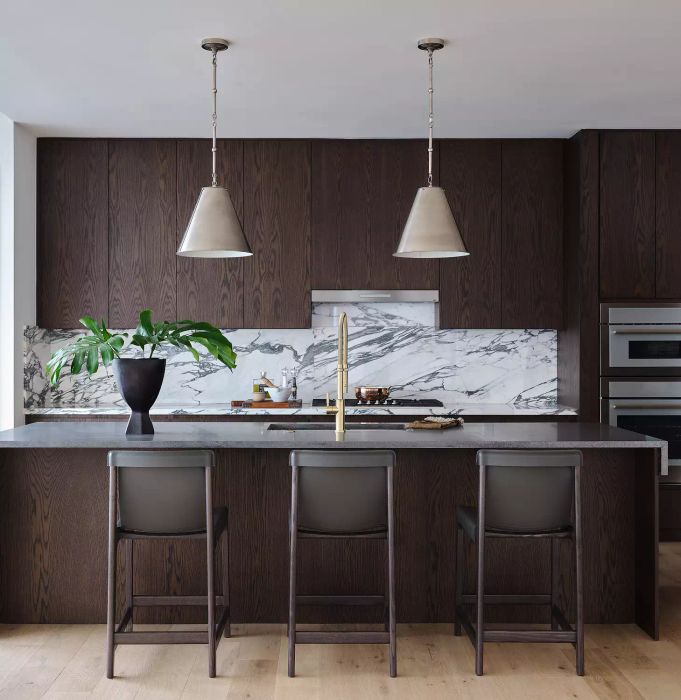 stunning backsplash in a compact kitchen
