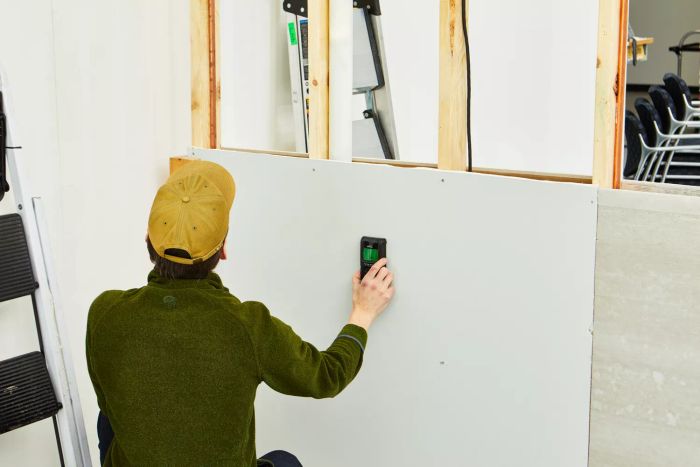 Vivreal 4-in-1 wall detector