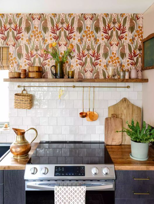 additional storage above the stove