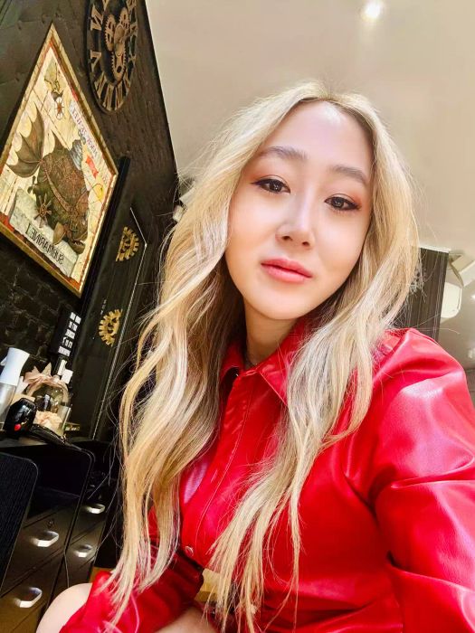 asian blonde hair journey