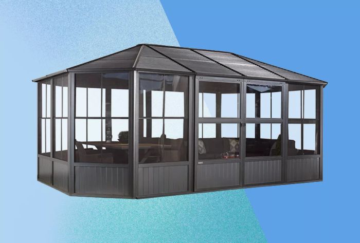 Four-Season Solarium Highlight