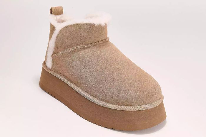 Koolaburra by UGG Suede Platform Ultra Mini Boots