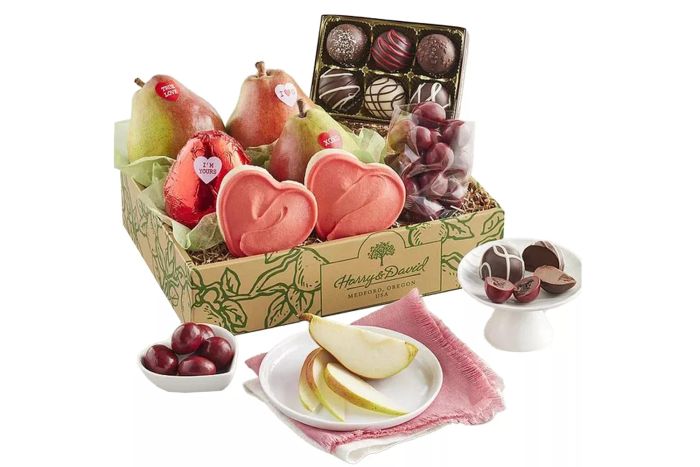 Harry & David Classic Valentine’s Day Gift Box