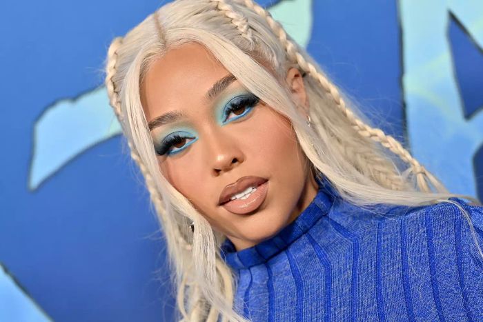 blonde-hair-colors-platinum-blonde