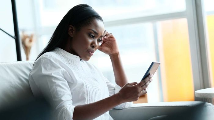 Strategies for Addressing COVID-19 False Information Shared by Friends