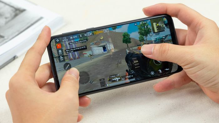 Chip Snapdragon 665 có chơi game tốt không?