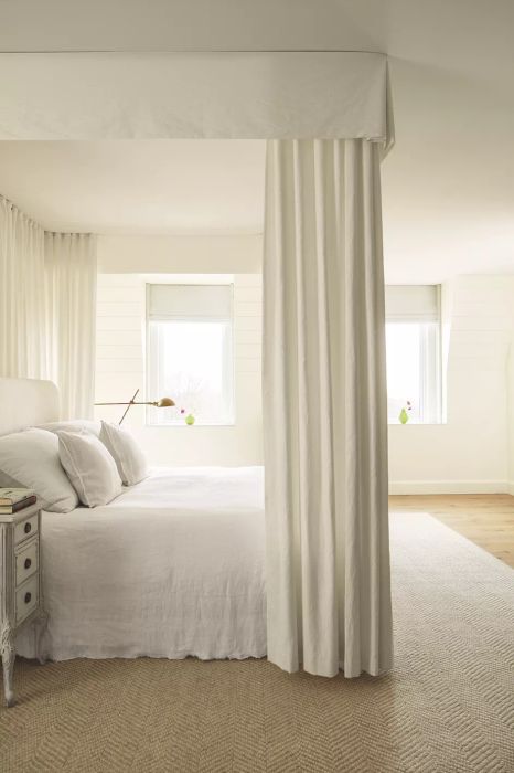 Bedroom in white tones