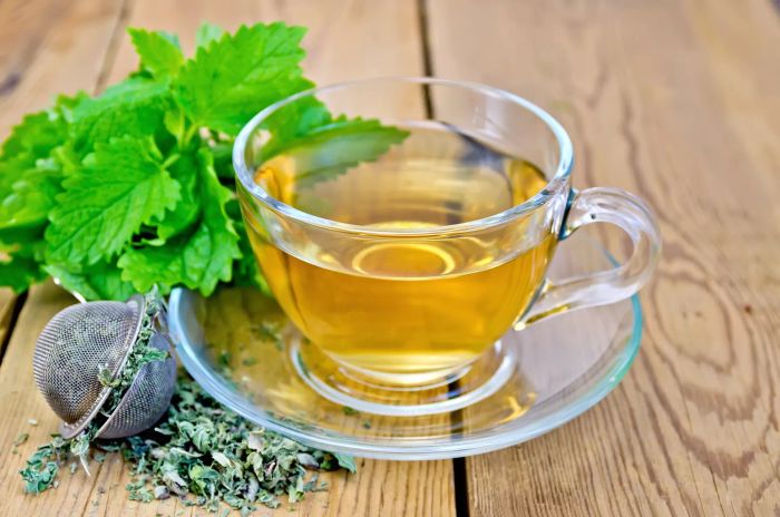 Lemon balm tea