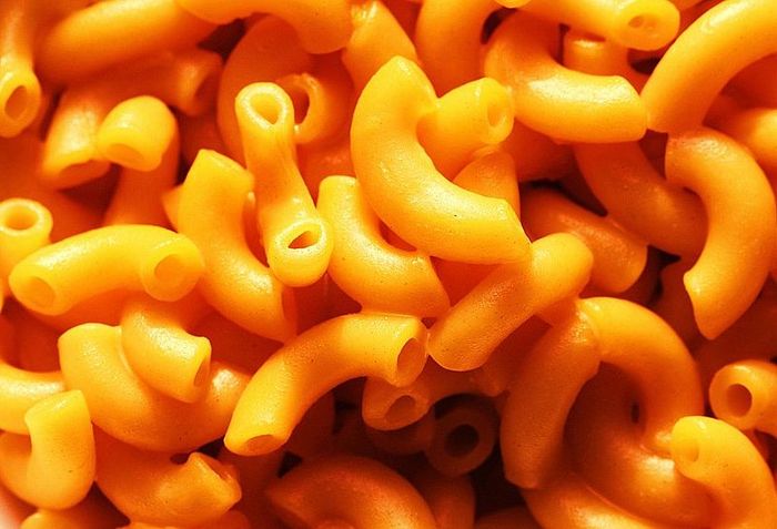 File: Childhood Favorite Boxed Mac & Cheese (3387828736).jpg