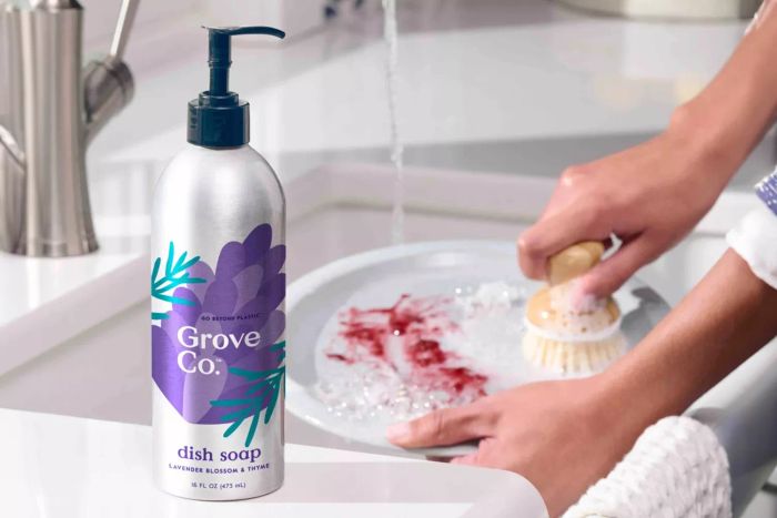 Grove Co. CPC Dish Soap Review highlights its effectiveness.