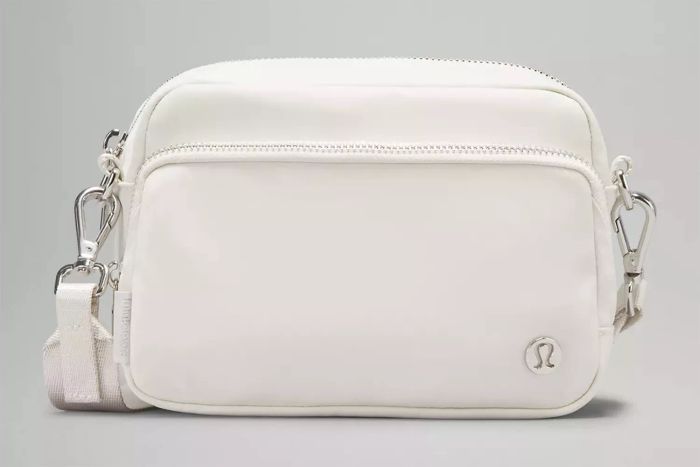 Everywhere Crossbody Bag 2L with metal hardware in Bone.