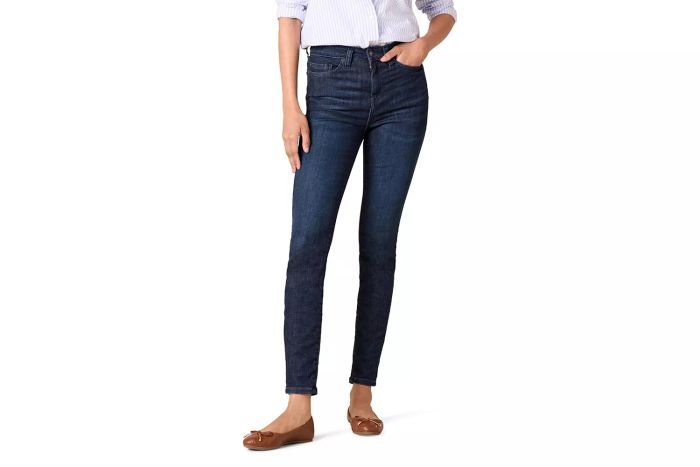Amazon Essentials Women's High-Rise Skinny Jean