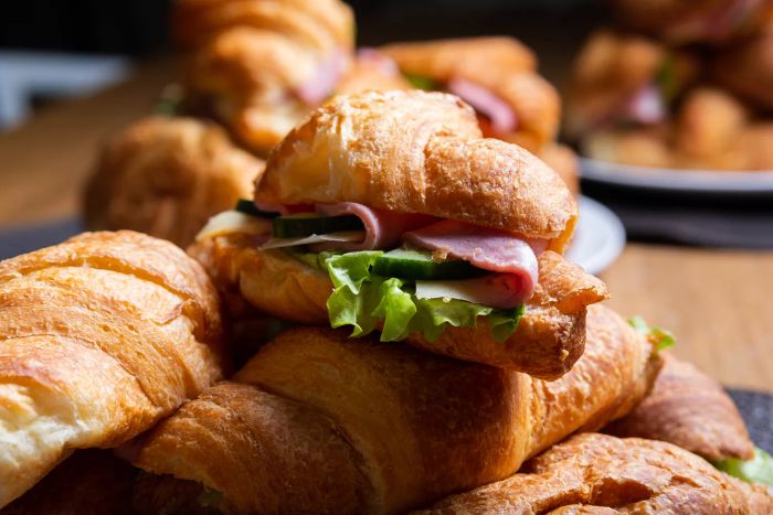 A croissant sandwich