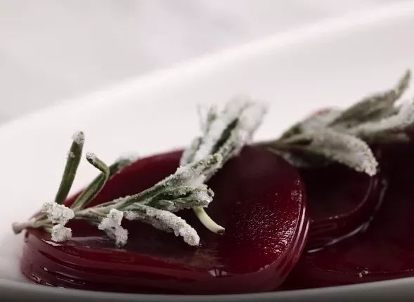 Canned Cranberry Sauce with Sugared Rosemary