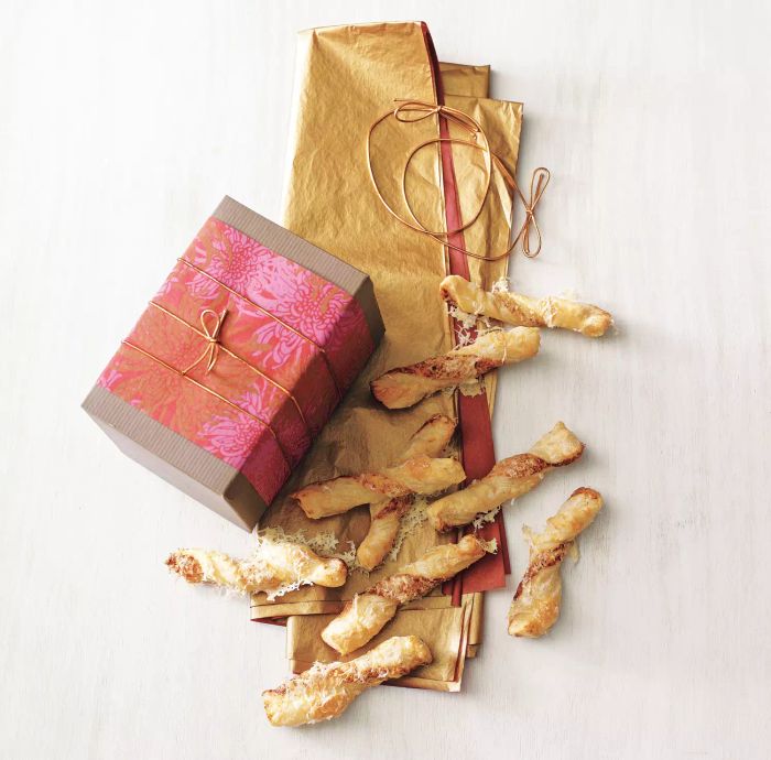 DIY Holiday Gifts: Creative Homemade Ideas for Christmas Presents - Manchego Twists