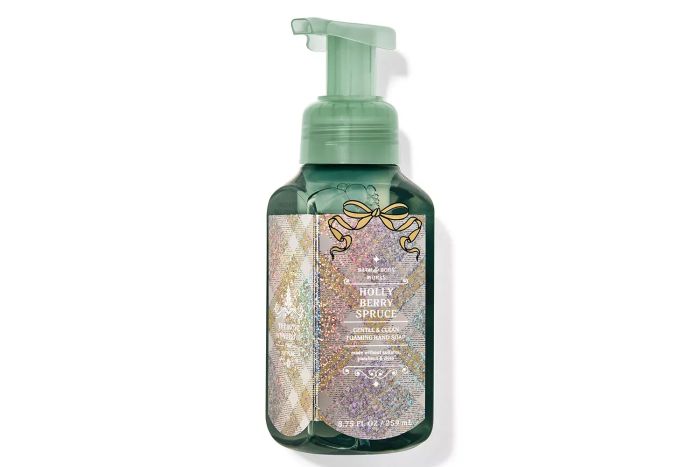 Bath & Body Works Holly Berry Spruce Foaming Hand Soap with Gentle Clean Formula