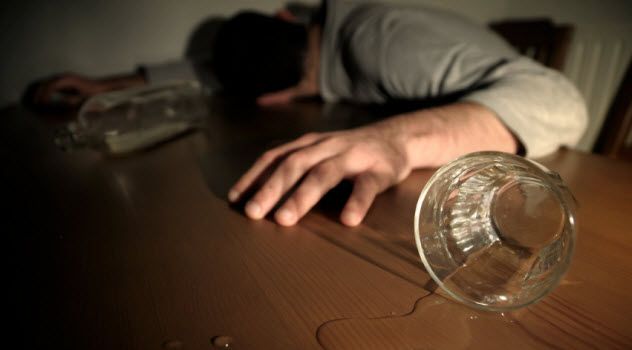 8-drunk-passed-out_000011289374_Small