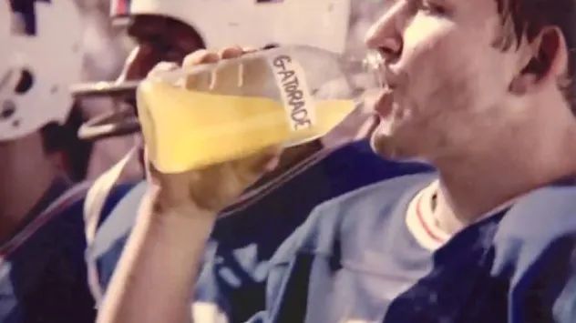 1682560-Inline-Inline-2-Gatorade-Inserts-Itself-In-Great-Moments-Of-Sports-History